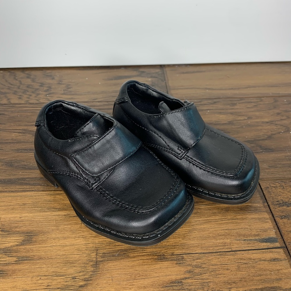 Boys Black Leather Dress Shoes